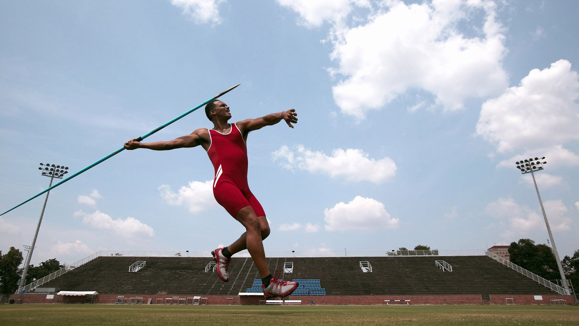  马龙手感滚烫，带领巴塞罗那惊险阿森纳，赛后一句话霸气侧漏
